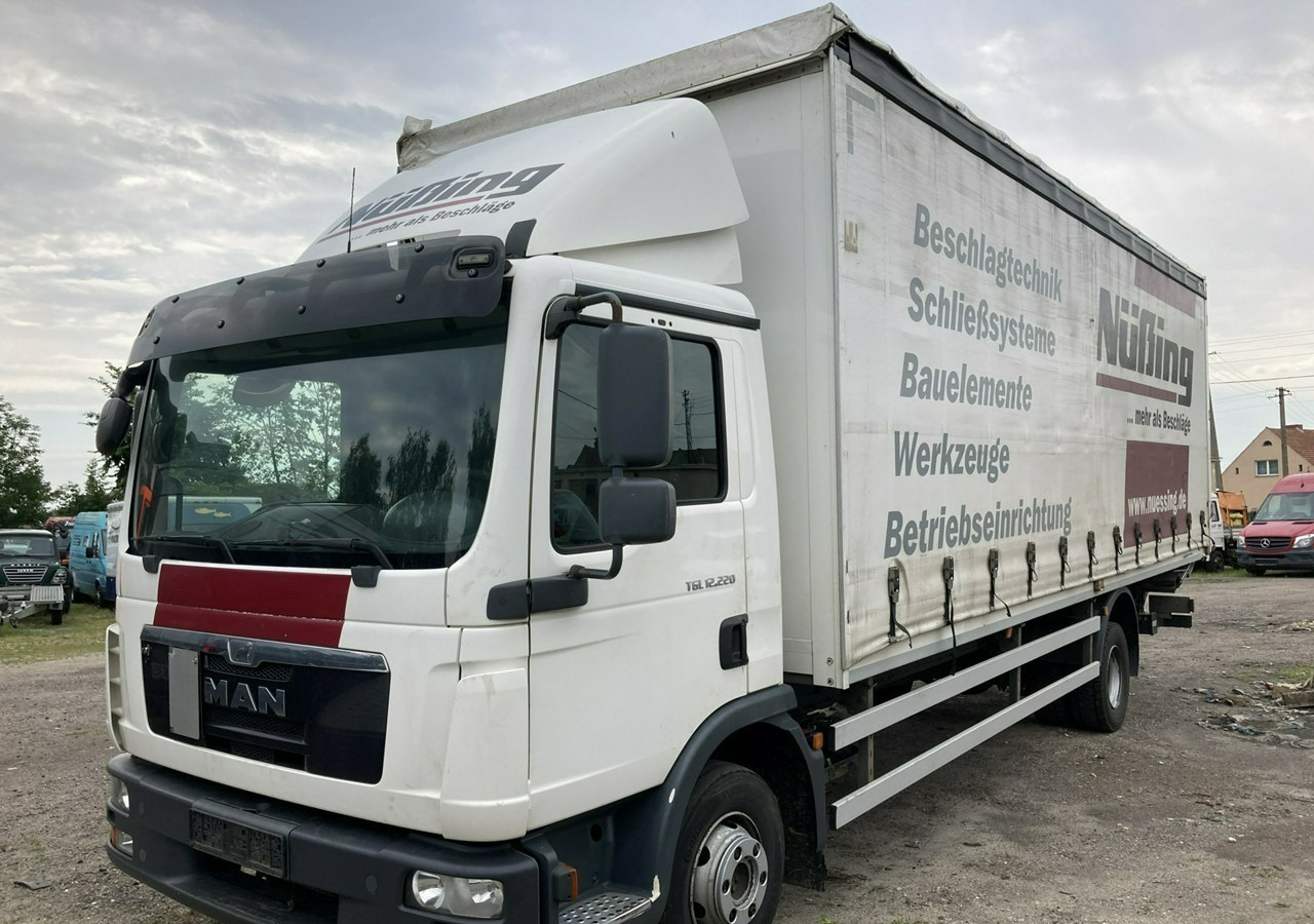 MAN Inny MAN MAN TGL 12.220 Skrzynia firana Plandeka hydro klapa 2014 - Tentinis mikroautobusas: foto 2 MAN Inny MAN MAN TGL 12.220 Skrzynia firana Plandeka hydro klapa 2014 - Tentinis mikroautobusas: foto 2