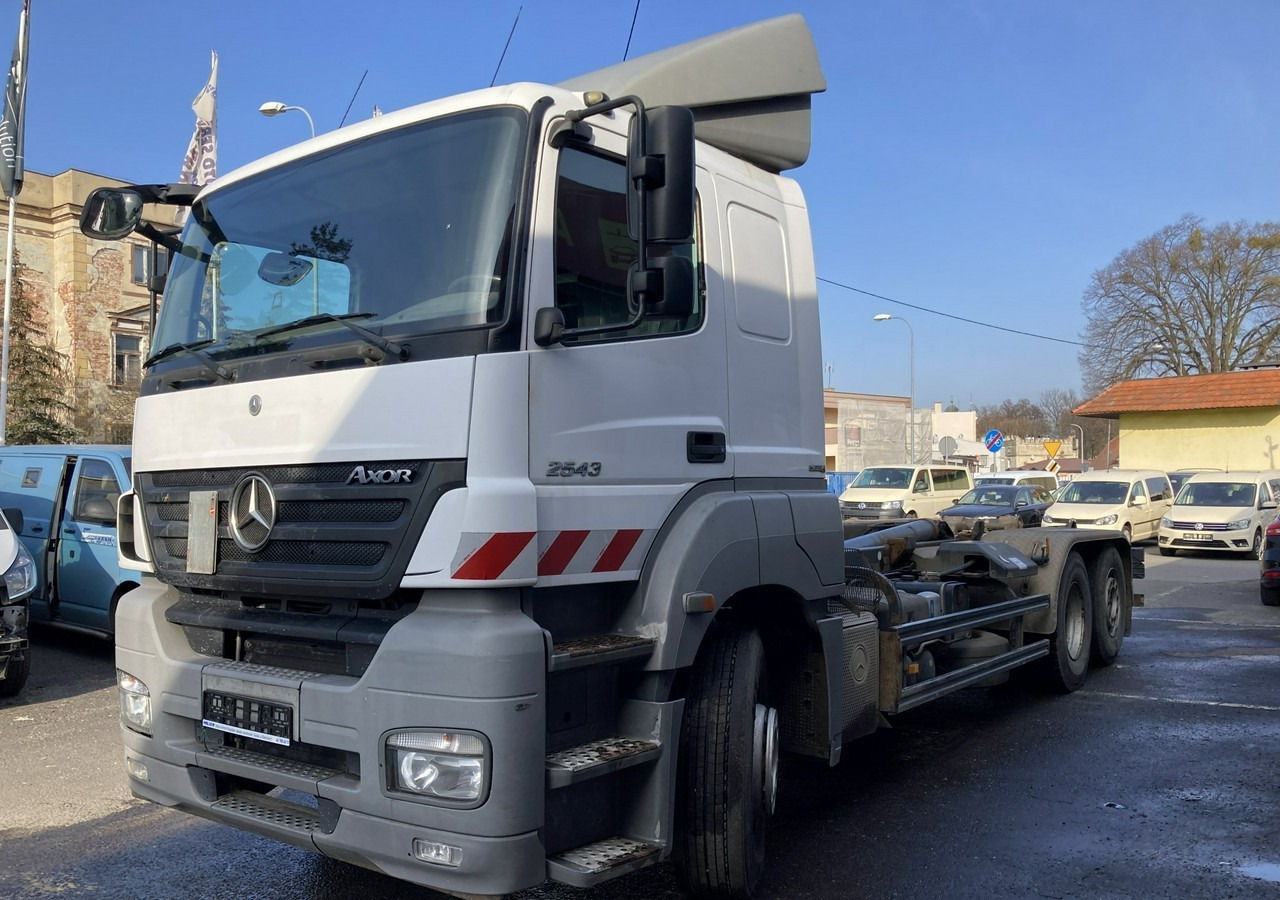 Mercedes-Benz Axor 2543 Hakowiec MEILLER-KIPPER Model 2009 Axor 2543 Hakowiec MEILLER-KIPPER Model 2009 - Hook-lift sunkvežimis: foto 1 Mercedes-Benz Axor 2543 Hakowiec MEILLER-KIPPER Model 2009 Axor 2543 Hakowiec MEILLER-KIPPER Model 2009 - Hook-lift sunkvežimis: foto 1