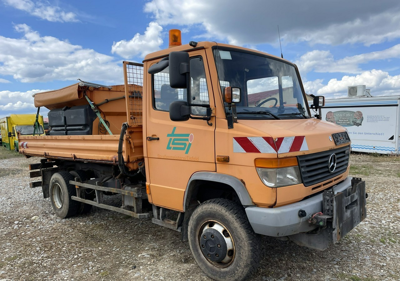 Mercedes-Benz Inny Mercedes-Benz Mercedes Vario 815 Wywrotka 4X4 2004 - Sniego valymo mašina: foto 1 Mercedes-Benz Inny Mercedes-Benz Mercedes Vario 815 Wywrotka 4X4 2004 - Sniego valymo mašina: foto 1