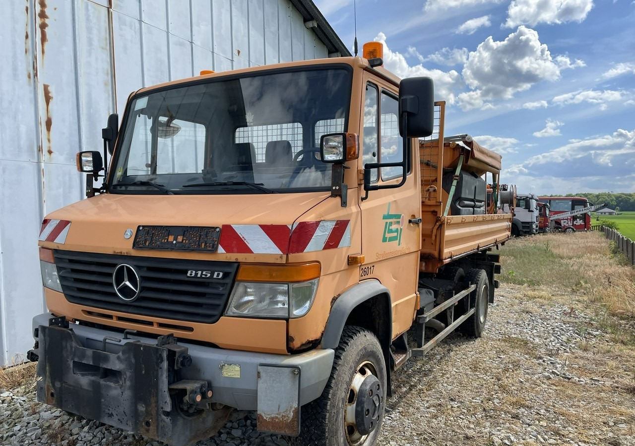Mercedes-Benz Inny Mercedes-Benz Mercedes Vario 815 Wywrotka 4X4 2004 - Sniego valymo mašina: foto 4 Mercedes-Benz Inny Mercedes-Benz Mercedes Vario 815 Wywrotka 4X4 2004 - Sniego valymo mašina: foto 4