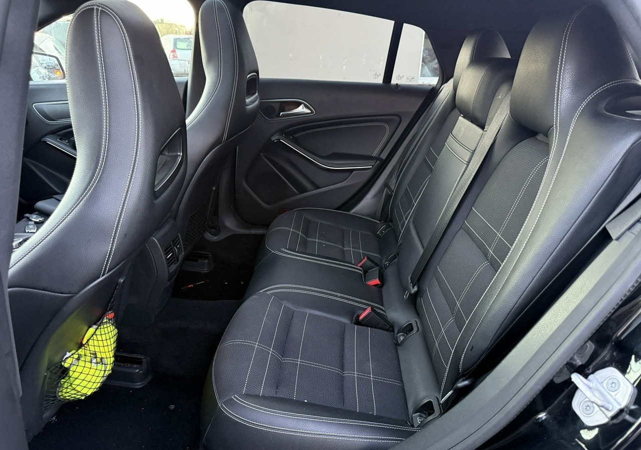 Lengvasis automobilis Mercedes-Benz Klasa CLA C117/X117 Mercedes-Benz Klasa CLA Mercedes CLA 250 4MATIC 2.0-210KM Bogate wyposażenie 2016: foto 15