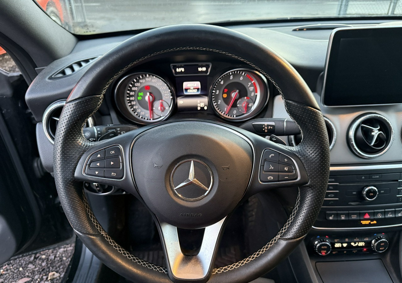 Lengvasis automobilis Mercedes-Benz Klasa CLA C117/X117 Mercedes-Benz Klasa CLA Mercedes CLA 250 4MATIC 2.0-210KM Bogate wyposażenie 2016: foto 8