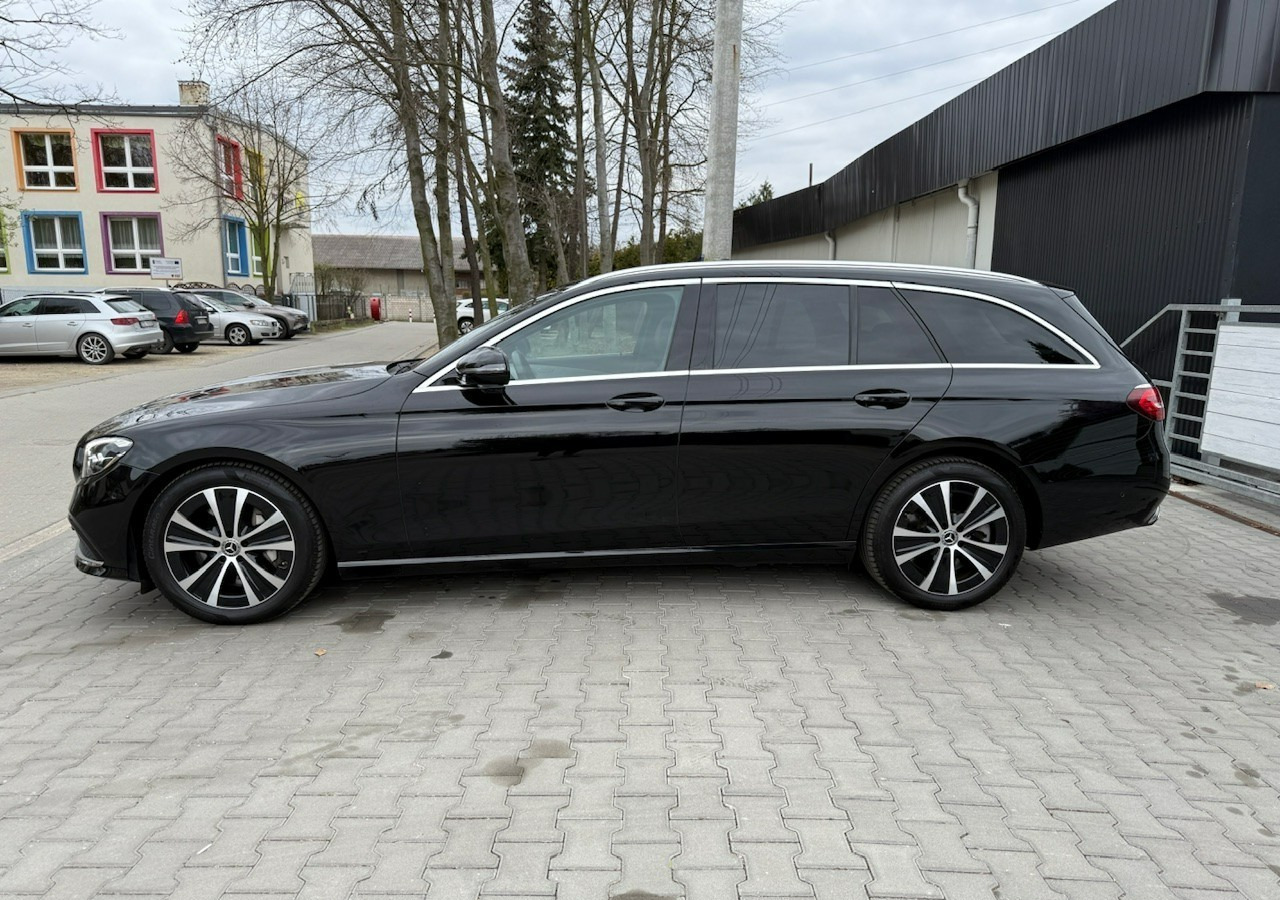 Mercedes-Benz Klasa E E300de EQ-Power Hybrid 50km na prądzie 2.0d 306KM Avantgarde Panoram - Lengvasis automobilis: foto 2 Mercedes-Benz Klasa E E300de EQ-Power Hybrid 50km na prądzie 2.0d 306KM Avantgarde Panoram - Lengvasis automobilis: foto 2