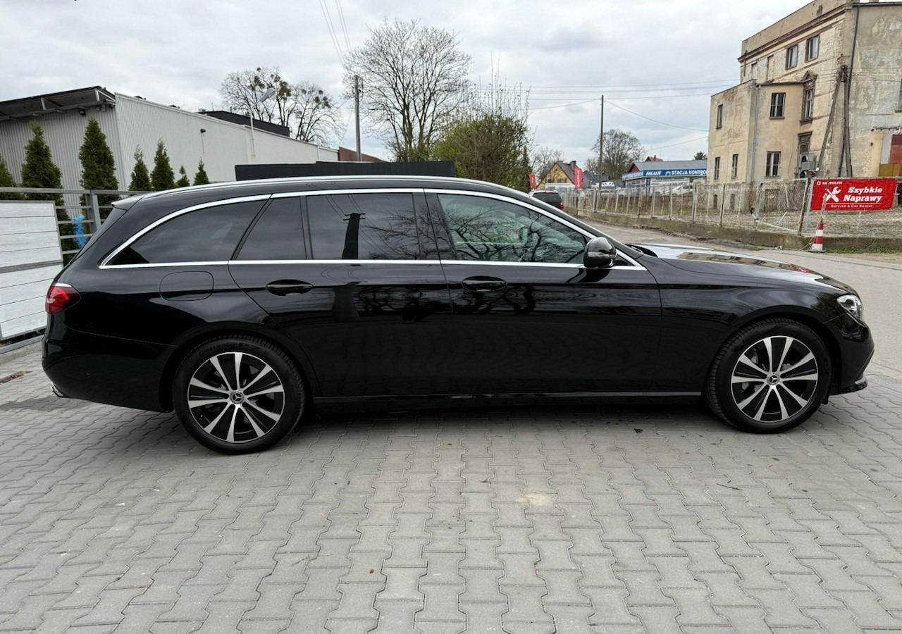 Mercedes-Benz Klasa E E300de EQ-Power Hybrid 50km na prądzie 2.0d 306KM Avantgarde Panoram - Lengvasis automobilis: foto 5 Mercedes-Benz Klasa E E300de EQ-Power Hybrid 50km na prądzie 2.0d 306KM Avantgarde Panoram - Lengvasis automobilis: foto 5