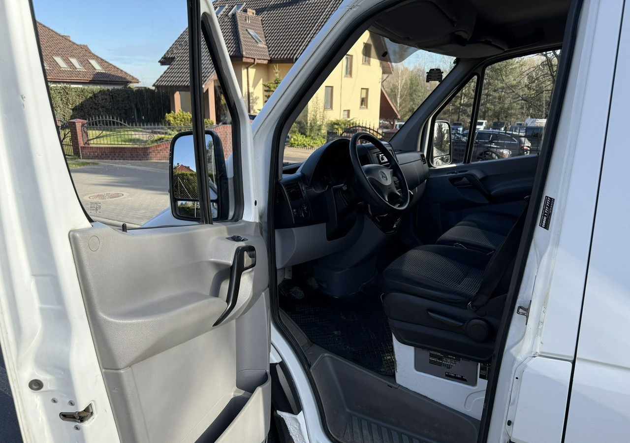 Bortinis automobilis, Komercinis automobilis su dviguba kabina Mercedes-Benz Sprinter Sprinter 315 CDI dokka doka Brygadówka skrzynia 2007: foto 7