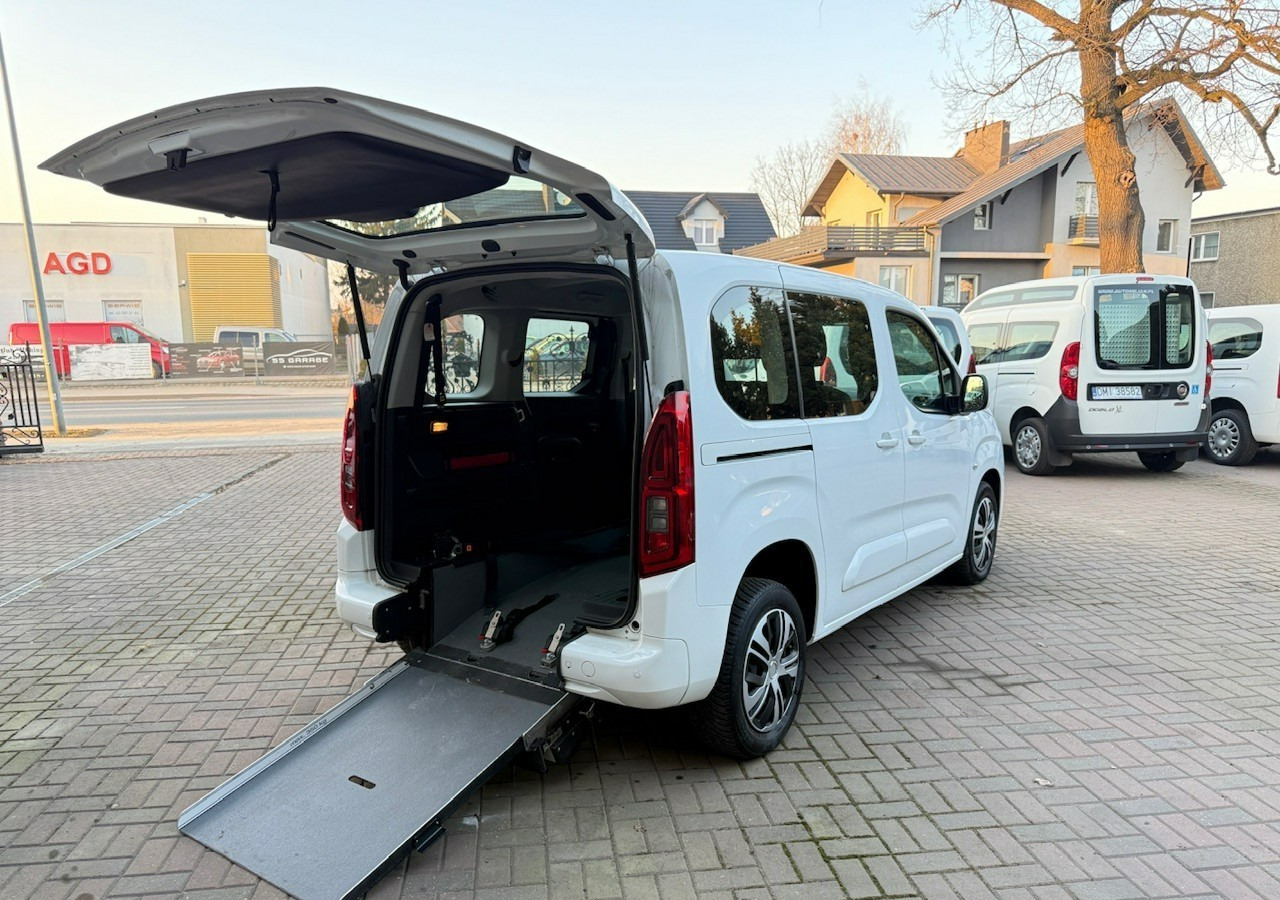 Opel Combo IV Combo Life Combo do przewozu Niepełnosprawnych inwalida rampa Model 2021 - Lengvasis automobilis: foto 1 Opel Combo IV Combo Life Combo do przewozu Niepełnosprawnych inwalida rampa Model 2021 - Lengvasis automobilis: foto 1