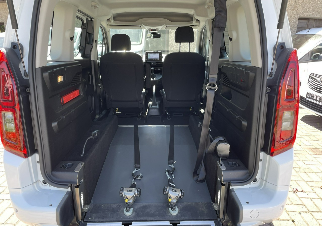 Opel Combo IV Opel Combo Life Niepełnosprawnych inwalida Rampa 32105 km Model 2022 - Lengvasis automobilis: foto 5 Opel Combo IV Opel Combo Life Niepełnosprawnych inwalida Rampa 32105 km Model 2022 - Lengvasis automobilis: foto 5