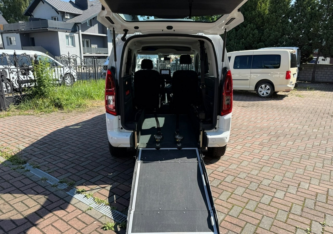 Opel Combo IV Opel Combo Life Niepełnosprawnych inwalida Rampa 32105 km Model 2022 - Lengvasis automobilis: foto 2 Opel Combo IV Opel Combo Life Niepełnosprawnych inwalida Rampa 32105 km Model 2022 - Lengvasis automobilis: foto 2