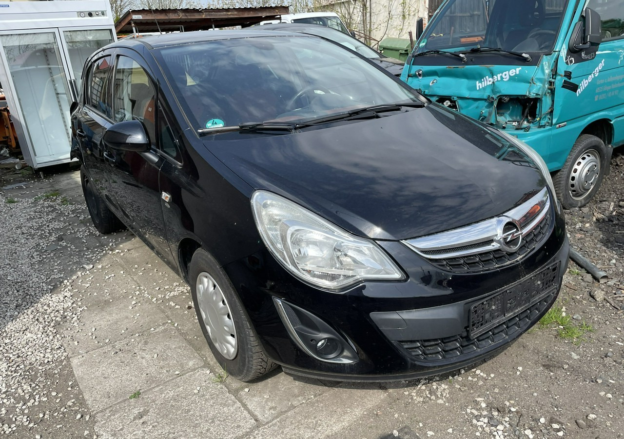 Opel Corsa D Corsa 1.4-87 KM Klima 2011 - Hečbekas: foto 1 Opel Corsa D Corsa 1.4-87 KM Klima 2011 - Hečbekas: foto 1