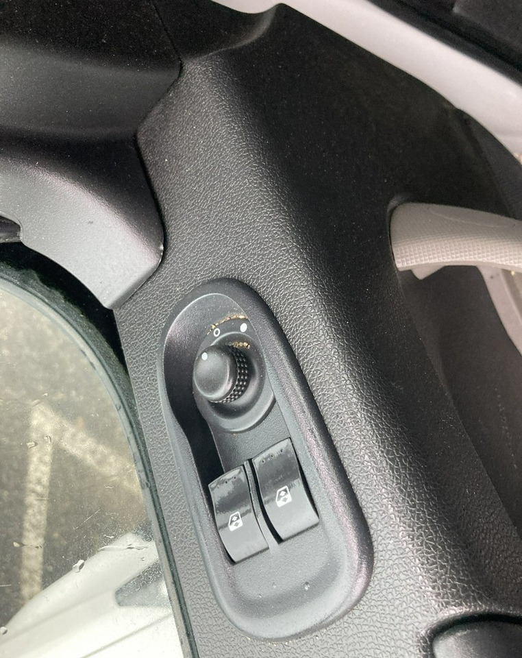 Bortinis automobilis, Komercinis automobilis su dviguba kabina Opel Movano Opel Movano 2,3 Maxi dokka doka Brygadówka 2011: foto 15