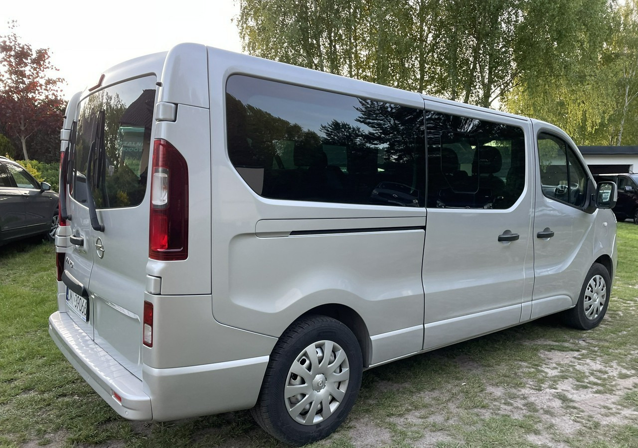 Opel Vivaro III Opel Vivaro 1.6-125KM Long 2x Klima Model 2019 - Lengvasis automobilis: foto 5 Opel Vivaro III Opel Vivaro 1.6-125KM Long 2x Klima Model 2019 - Lengvasis automobilis: foto 5