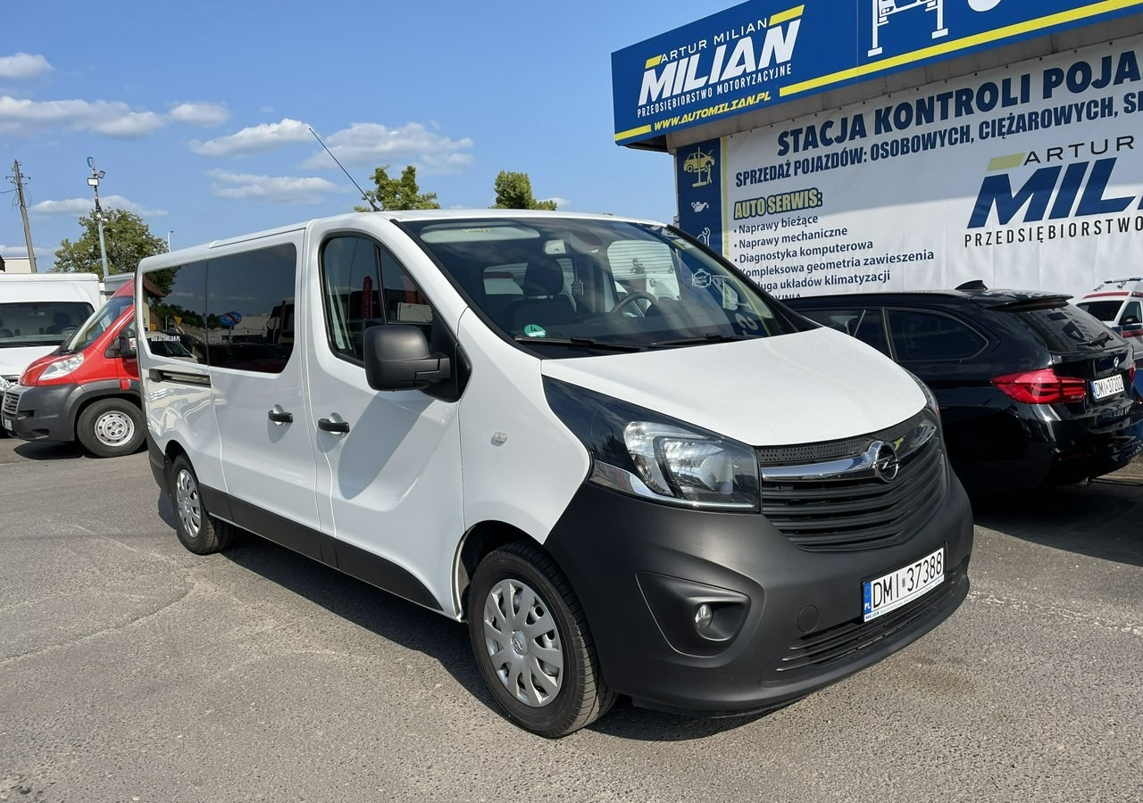 Opel Vivaro III Vivaro L2H1 LONG 1.6CDTI 121KM 2xKLIMA 9-osobowy 2019 Bezwypadkowy - Lengvasis automobilis: foto 2 Opel Vivaro III Vivaro L2H1 LONG 1.6CDTI 121KM 2xKLIMA 9-osobowy 2019 Bezwypadkowy - Lengvasis automobilis: foto 2