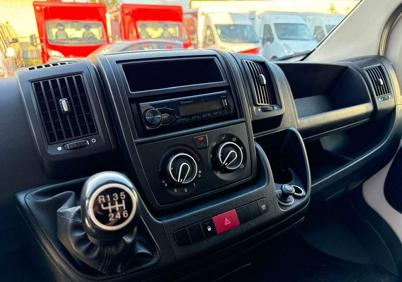 Krovininis mikroautobusas Peugeot Boxer Boxer 2.0HDI 163KM L4H3 MEGA MAX 2x podwyższany Klima Salon PL 2017: foto 13 Krovininis mikroautobusas Peugeot Boxer Boxer 2.0HDI 163KM L4H3 MEGA MAX 2x podwyższany Klima Salon PL 2017: foto 13