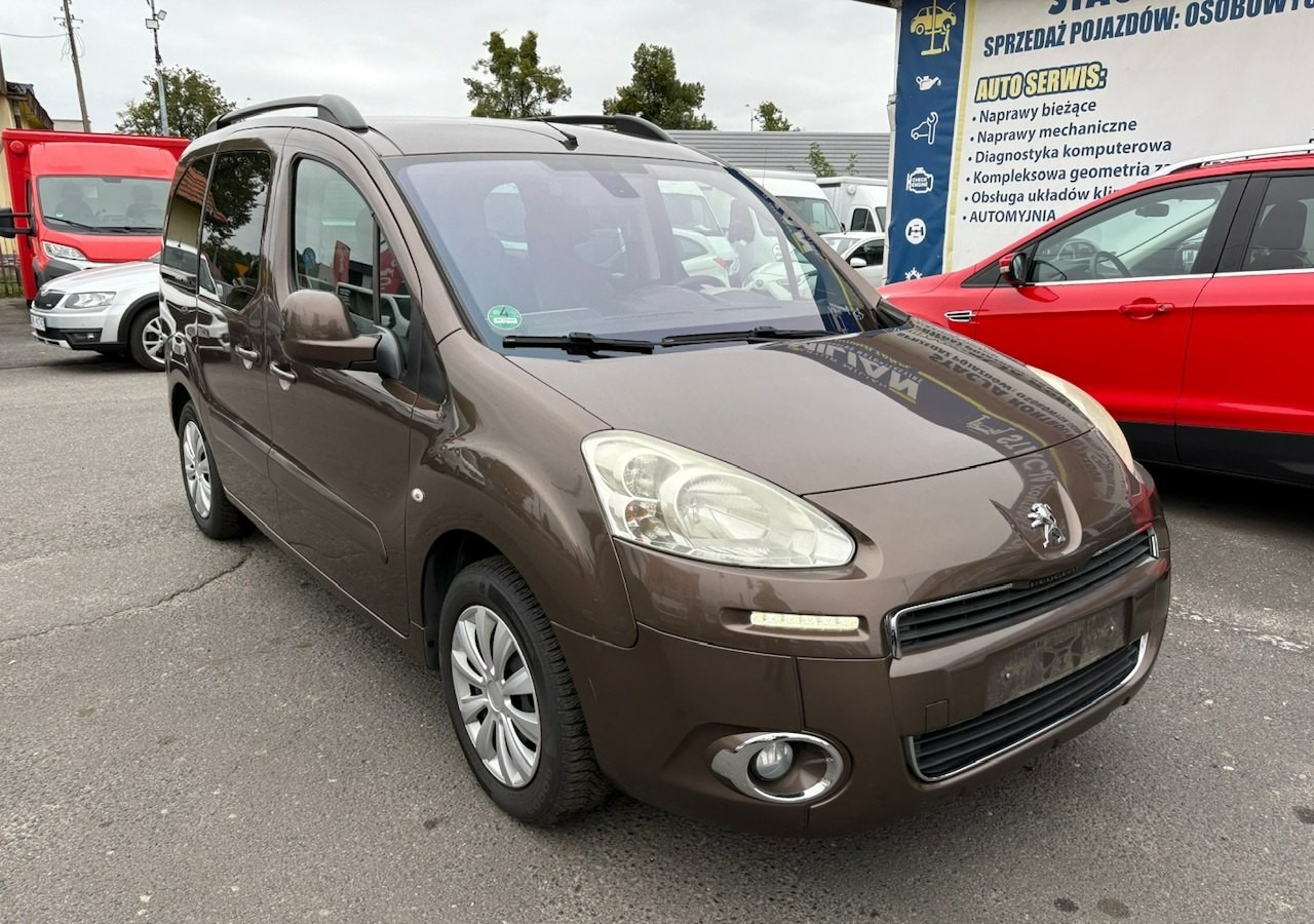 Peugeot Partner II Peugeot Partner Tepee 100 Family Model 2013 - Universalas: foto 1 Peugeot Partner II Peugeot Partner Tepee 100 Family Model 2013 - Universalas: foto 1