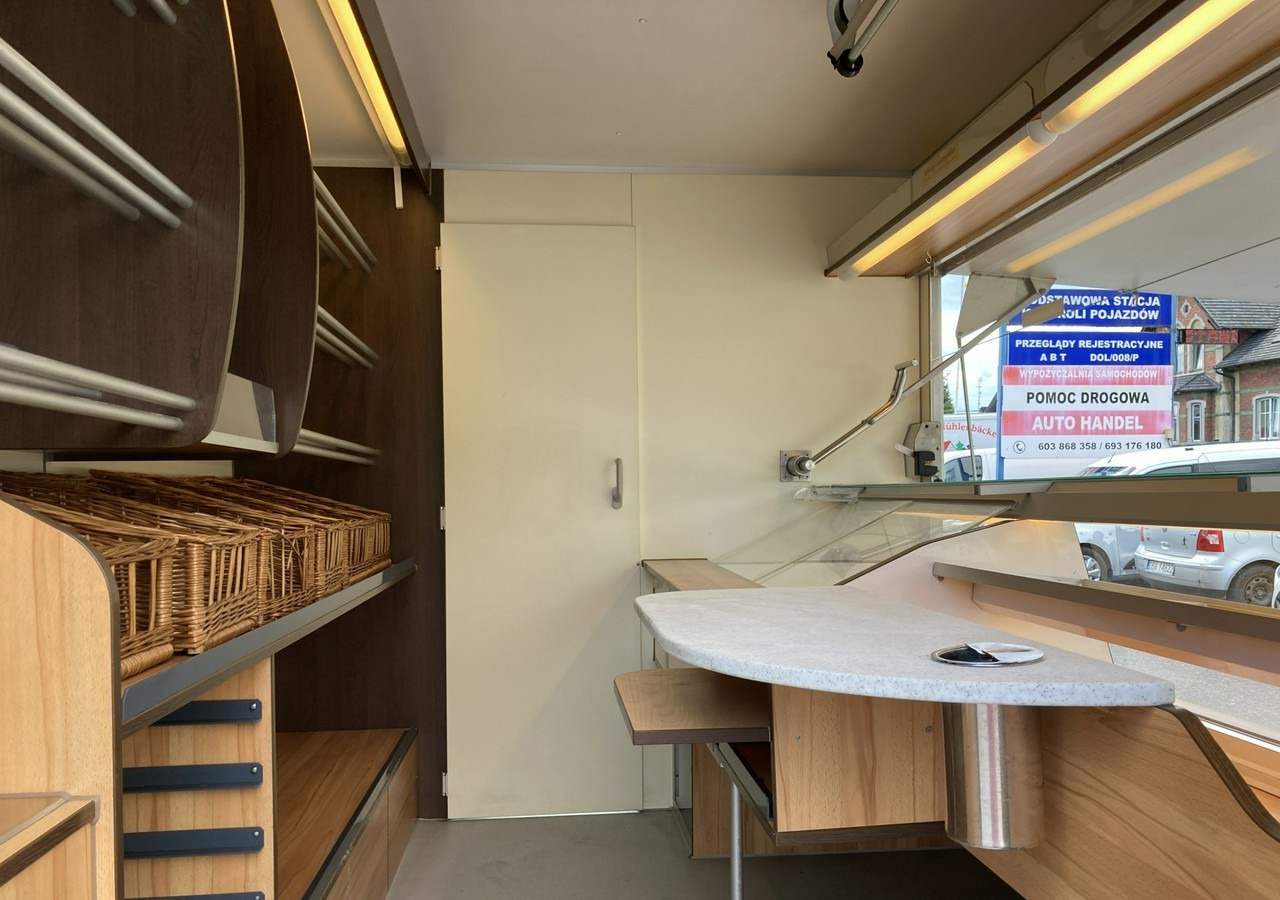 Renault Master Autosklep sklep bar Gastronomiczny Food Truck Foodtruck Borco 2012 - Autoparduotuvė: foto 3 Renault Master Autosklep sklep bar Gastronomiczny Food Truck Foodtruck Borco 2012 - Autoparduotuvė: foto 3