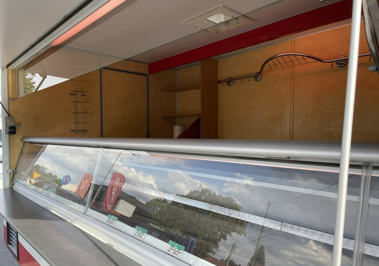 Renault Master Autosklep wędlin Gastronomiczna food truck foodtruck sklep Borco 201 - Autoparduotuvė: foto 2 Renault Master Autosklep wędlin Gastronomiczna food truck foodtruck sklep Borco 201 - Autoparduotuvė: foto 2