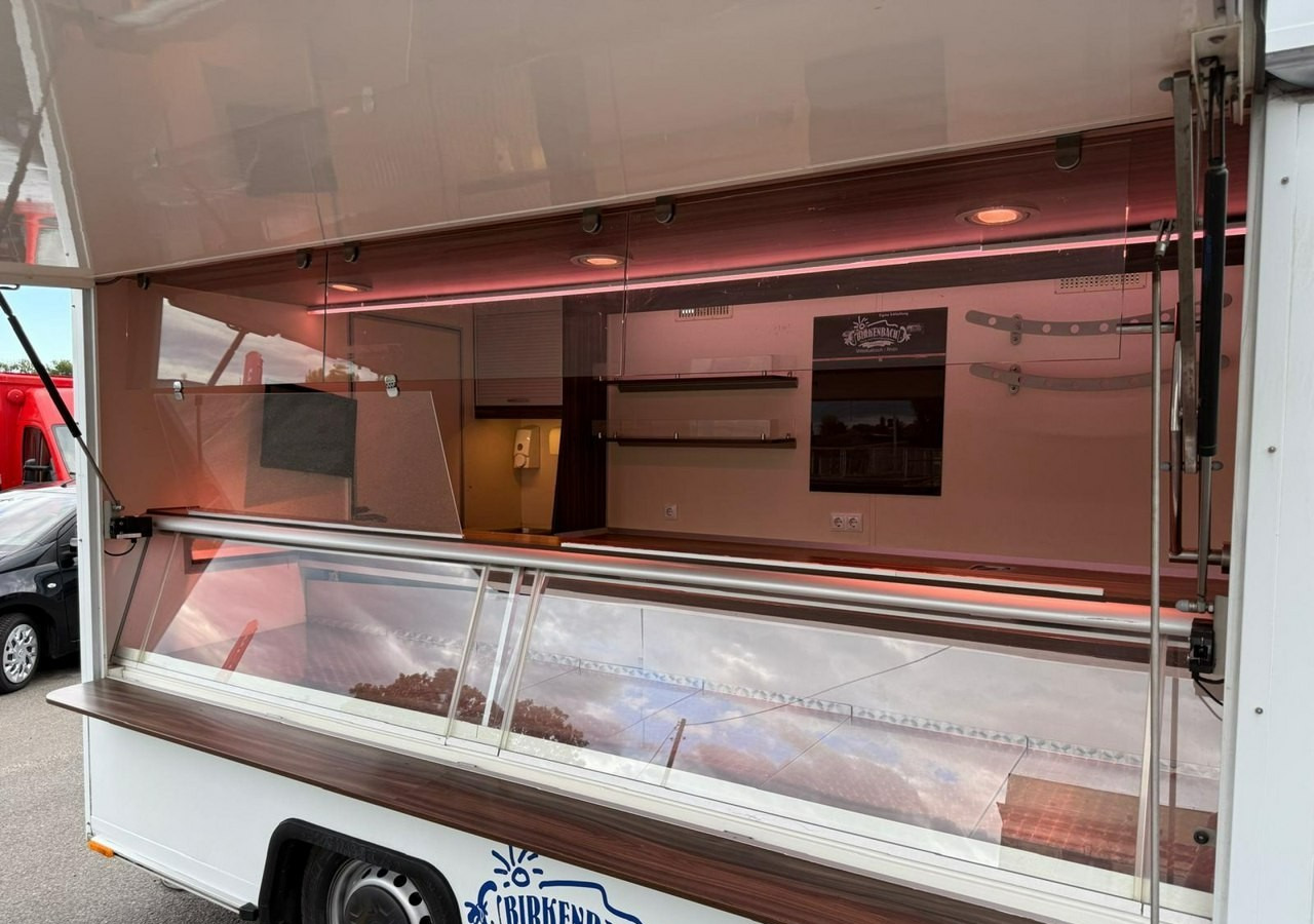 Renault Master Autosklep wędlin Gastronomiczny Food Truck Foodtruck Sklep Solar 20 - Autoparduotuvė: foto 4 Renault Master Autosklep wędlin Gastronomiczny Food Truck Foodtruck Sklep Solar 20 - Autoparduotuvė: foto 4