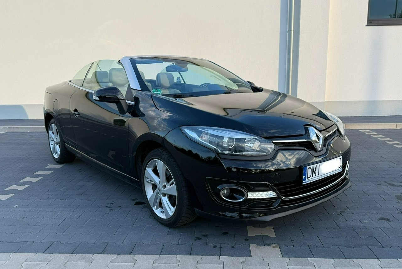 Renault Megane III Cabrio LIFT III 1.2 TCE 131 Skóra Led Navi PDC Bogate wyposażenie 20 - Lengvasis automobilis: foto 1 Renault Megane III Cabrio LIFT III 1.2 TCE 131 Skóra Led Navi PDC Bogate wyposażenie 20 - Lengvasis automobilis: foto 1