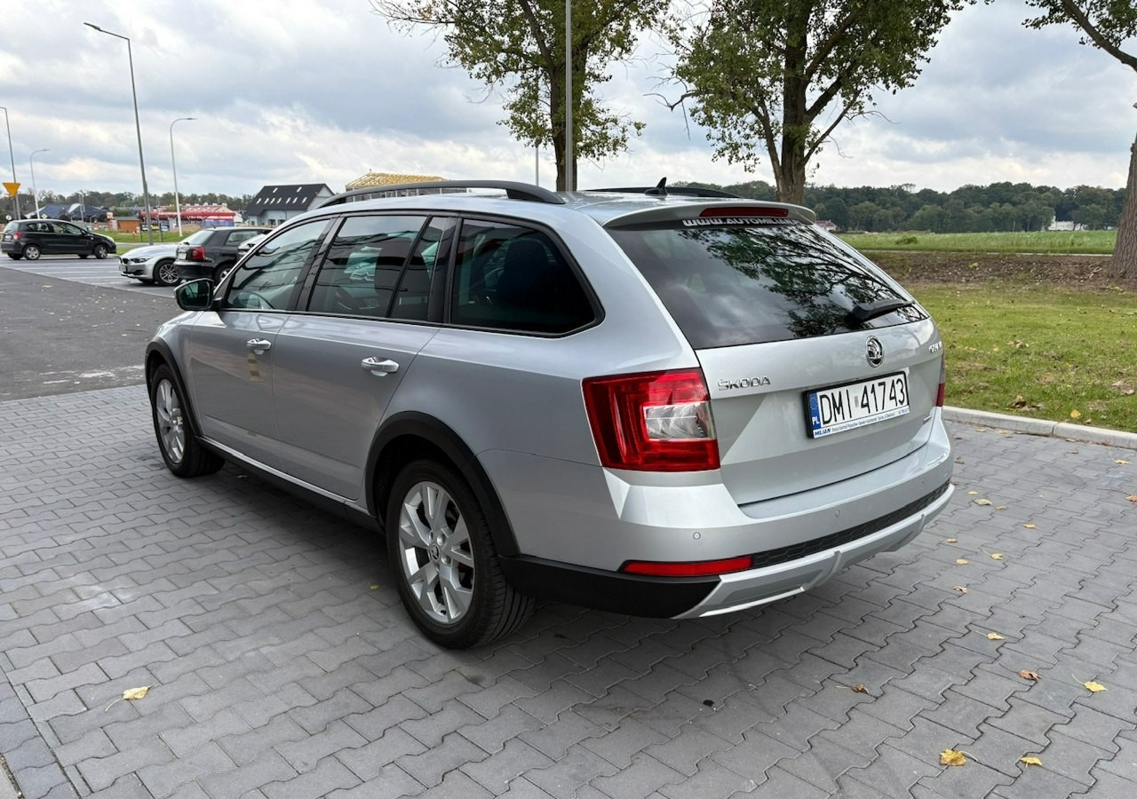 Skoda Octavia III Skoda Octavia 4X4 Scout 2.0 TDI -150KM Model 2017 Bezwypadkowa FV 23 - Lengvasis automobilis: foto 5 Skoda Octavia III Skoda Octavia 4X4 Scout 2.0 TDI -150KM Model 2017 Bezwypadkowa FV 23 - Lengvasis automobilis: foto 5