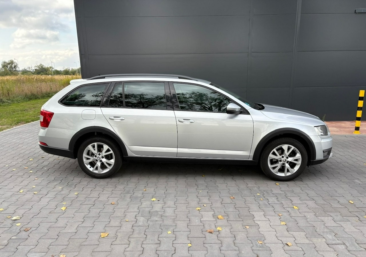 Skoda Octavia III Skoda Octavia 4X4 Scout 2.0 TDI -150KM Model 2017 Bezwypadkowa FV 23 - Lengvasis automobilis: foto 3 Skoda Octavia III Skoda Octavia 4X4 Scout 2.0 TDI -150KM Model 2017 Bezwypadkowa FV 23 - Lengvasis automobilis: foto 3