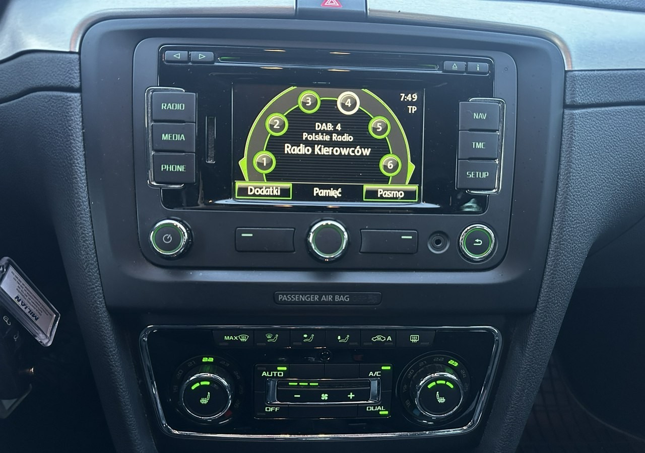 Skoda Superb II Skoda Superb 1.8TSI 160KM LPG PRINS 2035 KLIMA NAVI PDC XENON 2015 - Universalas: foto 5 Skoda Superb II Skoda Superb 1.8TSI 160KM LPG PRINS 2035 KLIMA NAVI PDC XENON 2015 - Universalas: foto 5