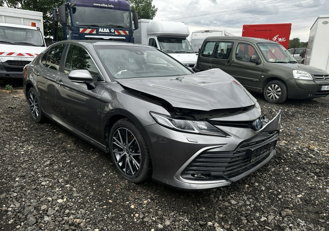 Toyota Camry VIII Toyota Camry 2.5 Hybrid Prestige CVT 2024 Salon PL Bogate wyposażeni - Sedanas: foto 1 Toyota Camry VIII Toyota Camry 2.5 Hybrid Prestige CVT 2024 Salon PL Bogate wyposażeni - Sedanas: foto 1