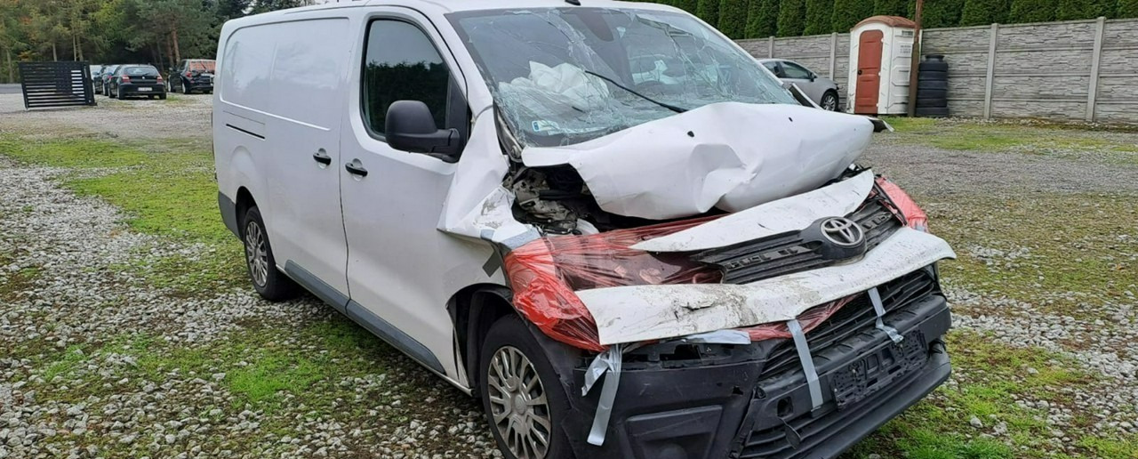 Toyota Proace Toyota Proace Maxi Klima chlodnia izoterma 2020 Salon PL - Furgonas šaldytuvas: foto 4 Toyota Proace Toyota Proace Maxi Klima chlodnia izoterma 2020 Salon PL - Furgonas šaldytuvas: foto 4