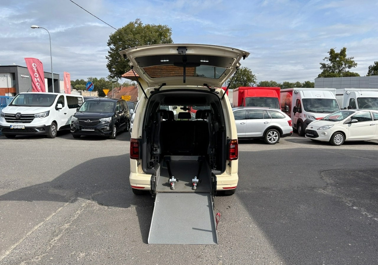 Volkswagen Caddy III Caddy 2.0-150 Niepełnosprawnych inwalida rampa Bogate wyposażeniePFR - Universalas: foto 3 Volkswagen Caddy III Caddy 2.0-150 Niepełnosprawnych inwalida rampa Bogate wyposażeniePFR - Universalas: foto 3
