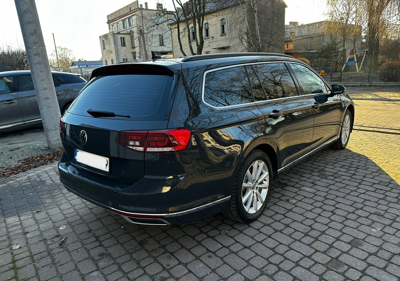 Volkswagen Passat B8 GTE 1.4TSI 218KM Hybryda Plug-in zasięg 50km Panorama*Navi*Skóra*FV2 - Lengvasis automobilis: foto 5 Volkswagen Passat B8 GTE 1.4TSI 218KM Hybryda Plug-in zasięg 50km Panorama*Navi*Skóra*FV2 - Lengvasis automobilis: foto 5