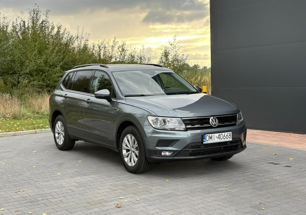 Volkswagen Tiguan II 1,4TSI 150KM 65tyśkm 7osobowy Comfort Tempomat ACC Klima Alu 2018 - Visureigis: foto 1 Volkswagen Tiguan II 1,4TSI 150KM 65tyśkm 7osobowy Comfort Tempomat ACC Klima Alu 2018 - Visureigis: foto 1