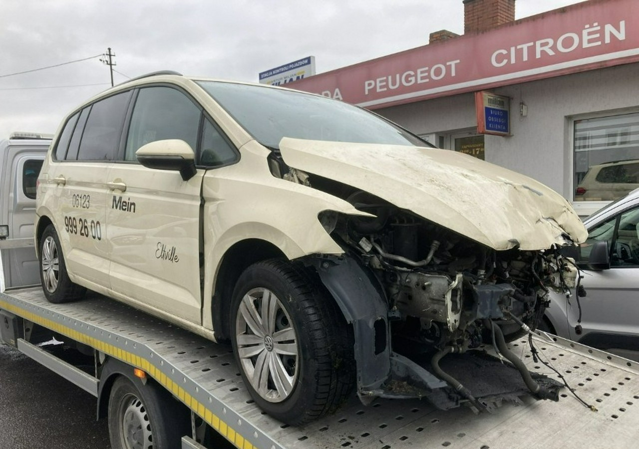 Volkswagen Touran II Touran - Lengvasis automobilis: foto 4 Volkswagen Touran II Touran - Lengvasis automobilis: foto 4