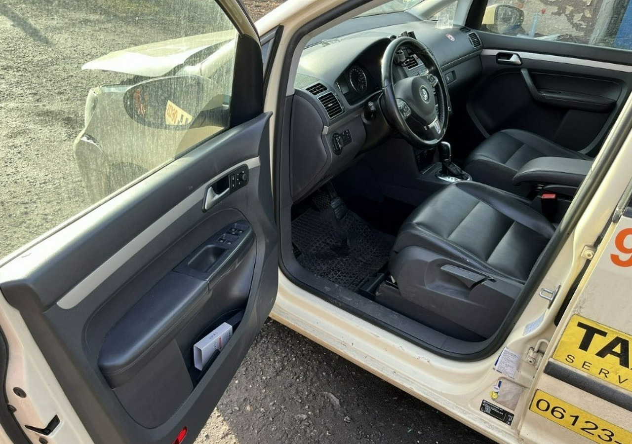 Volkswagen Touran III - Lengvasis automobilis: foto 5 Volkswagen Touran III - Lengvasis automobilis: foto 5