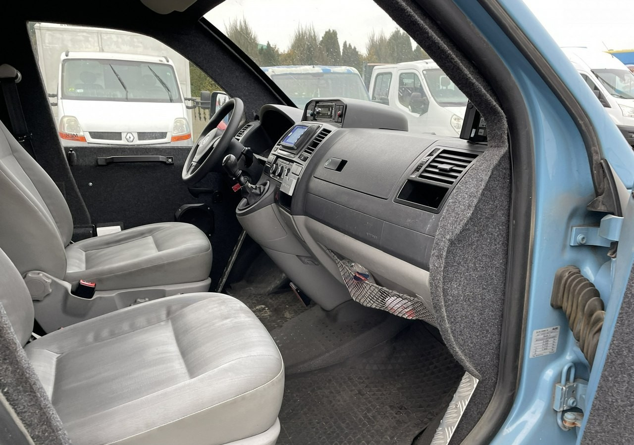 Inkasatorius Volkswagen Transporter T5 Transporter Bankowóz kuloodporny opancerzony Model 2015: foto 10