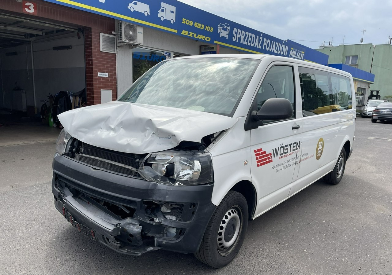 Volkswagen Transporter T5 Volkswagen Transporter Long 2.0-140KM 9-osobowy Model 2015 - Lengvasis automobilis: foto 3 Volkswagen Transporter T5 Volkswagen Transporter Long 2.0-140KM 9-osobowy Model 2015 - Lengvasis automobilis: foto 3