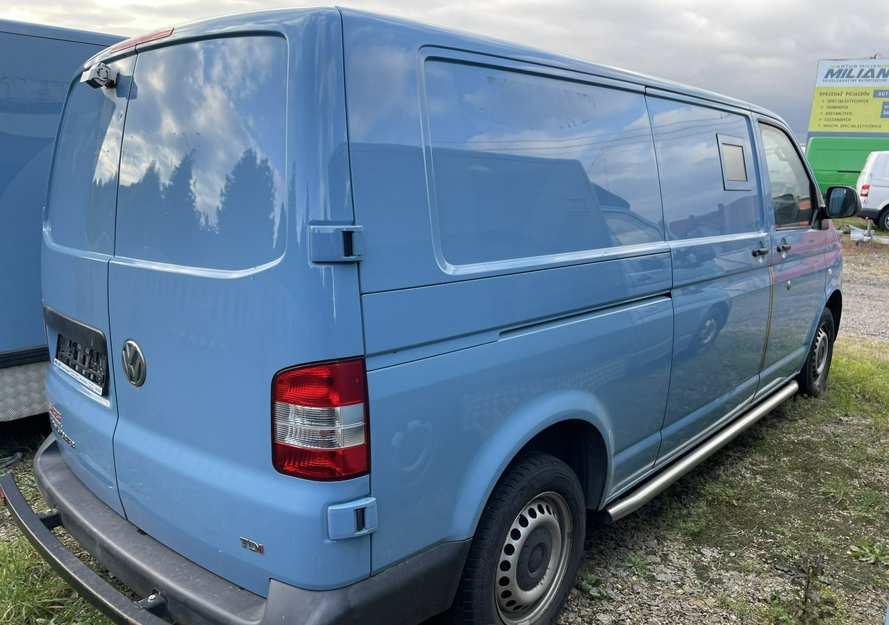Volkswagen Transporter Trasporter T5 Bankowóz kuloodporny opancerzony 2015 - Inkasatorius: foto 3 Volkswagen Transporter Trasporter T5 Bankowóz kuloodporny opancerzony 2015 - Inkasatorius: foto 3