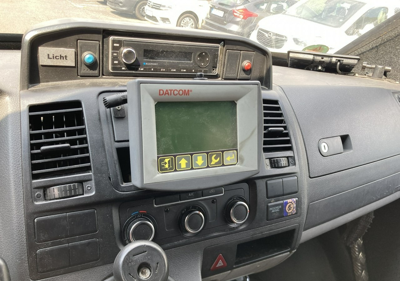 Inkasatorius Volkswagen Transporter Trasporter T5 Bankowóz kuloodporny opanceżony Model 2015: foto 10