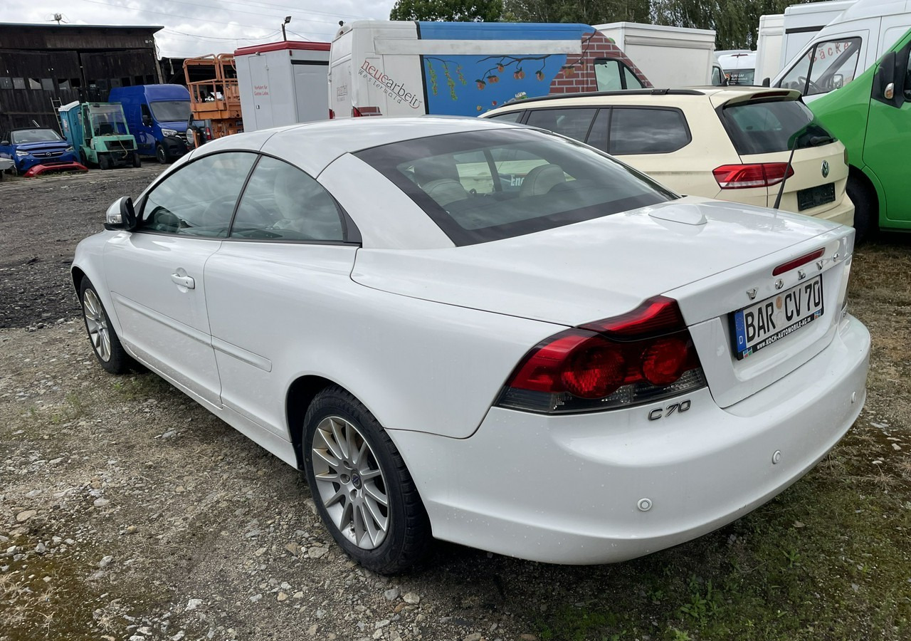 Volvo C70 II Volvo C70 2.0-136KM Cabrio Kabriolet 2010 - Lengvasis automobilis: foto 5 Volvo C70 II Volvo C70 2.0-136KM Cabrio Kabriolet 2010 - Lengvasis automobilis: foto 5