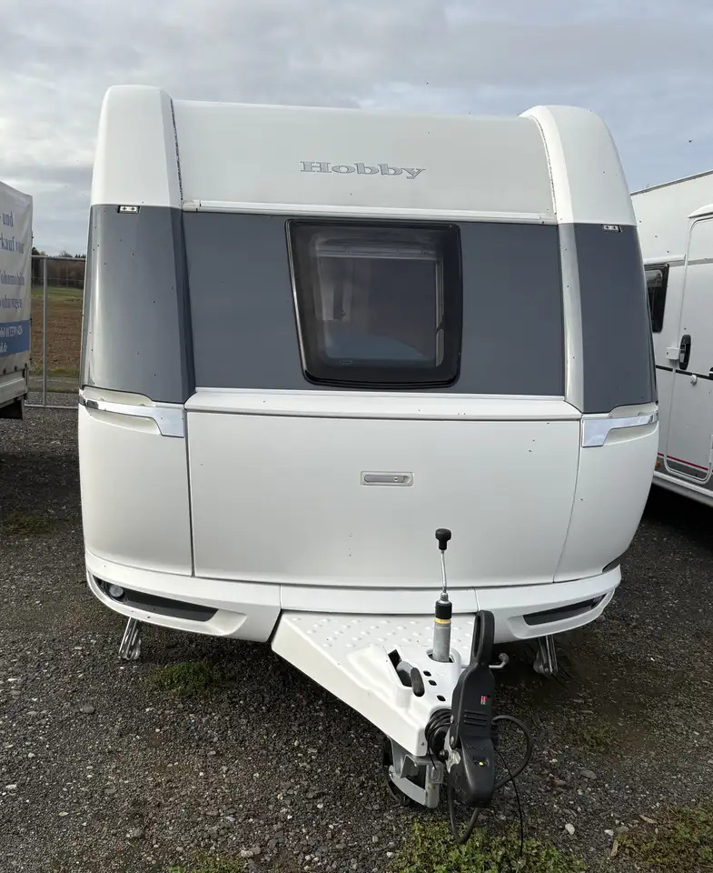 Hobby 540UFf Wohnwagen queensbett - Prikabinamas namelis: foto 2 Hobby 540UFf Wohnwagen queensbett - Prikabinamas namelis: foto 2