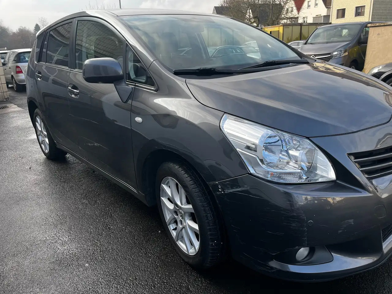 Toyota Verso Travel 7 Sitzer Kupplungsschaden - Lengvasis automobilis: foto 2 Toyota Verso Travel 7 Sitzer Kupplungsschaden - Lengvasis automobilis: foto 2