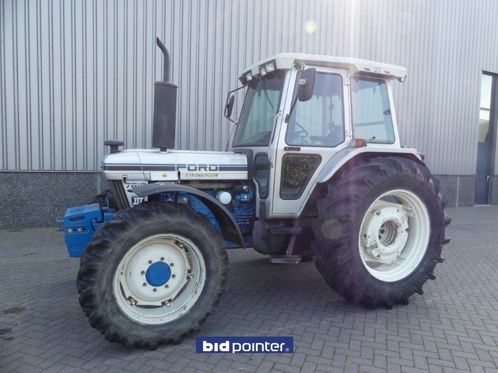 Ford 7810 Silver Jubilee - Traktorius: foto 1 Ford 7810 Silver Jubilee - Traktorius: foto 1