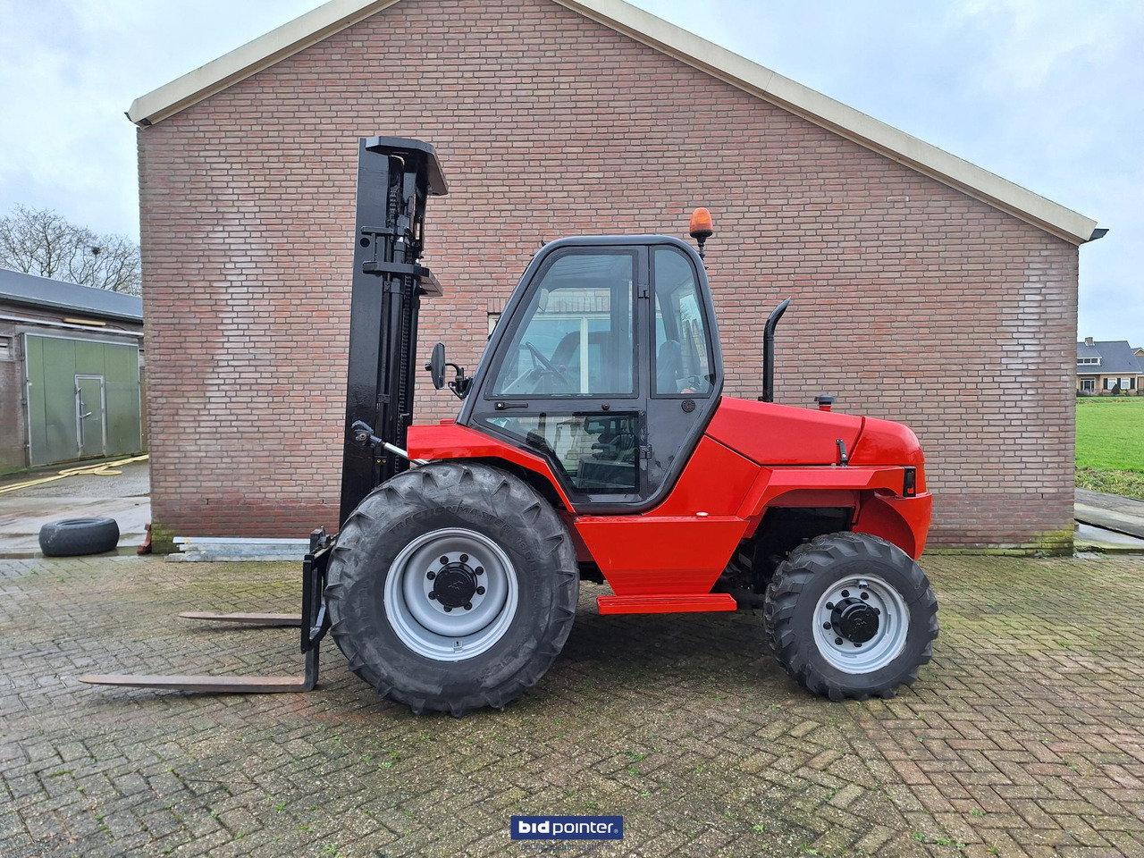 Manitou 30-4 4x4 - Dyzelinis krautuvas: foto 2 Manitou 30-4 4x4 - Dyzelinis krautuvas: foto 2