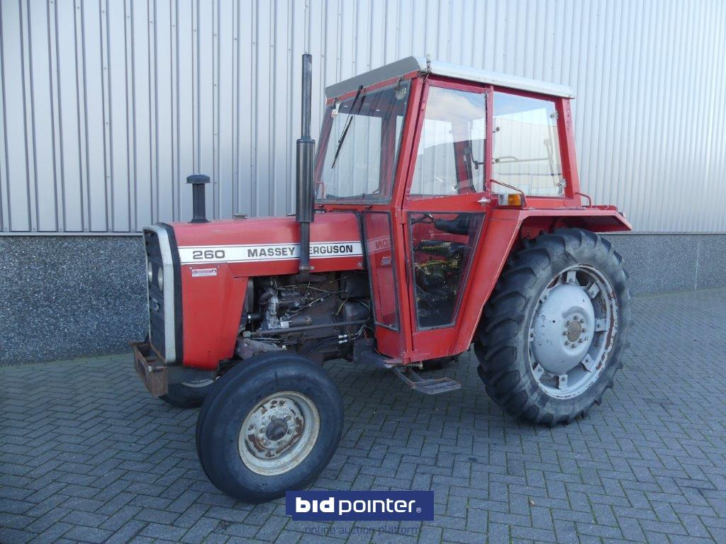 Massey Ferguson 260 with 4226 Hours and powersteering - Traktorius: foto 1 Massey Ferguson 260 with 4226 Hours and powersteering - Traktorius: foto 1