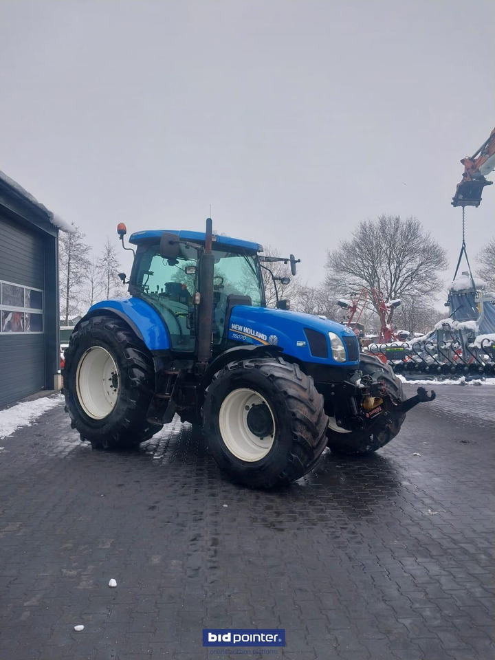 New Holland 6070 - Traktorius: foto 3 New Holland 6070 - Traktorius: foto 3