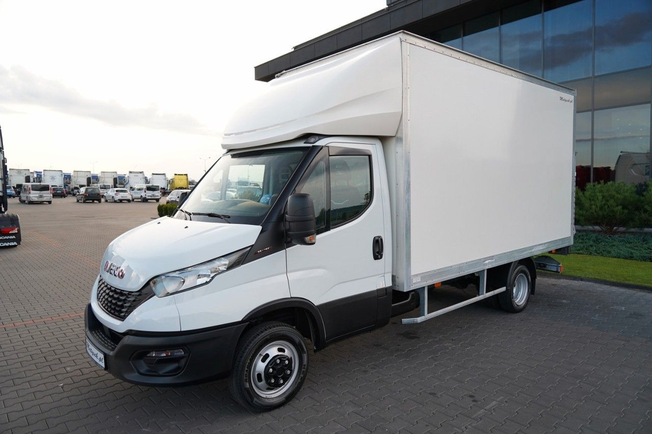 Iveco DAILY 35-160 / KONTENER / BLIŹNIAK / WINDA DHOLL - Furgonas šaldytuvas: foto 5 Iveco DAILY 35-160 / KONTENER / BLIŹNIAK / WINDA DHOLL - Furgonas šaldytuvas: foto 5