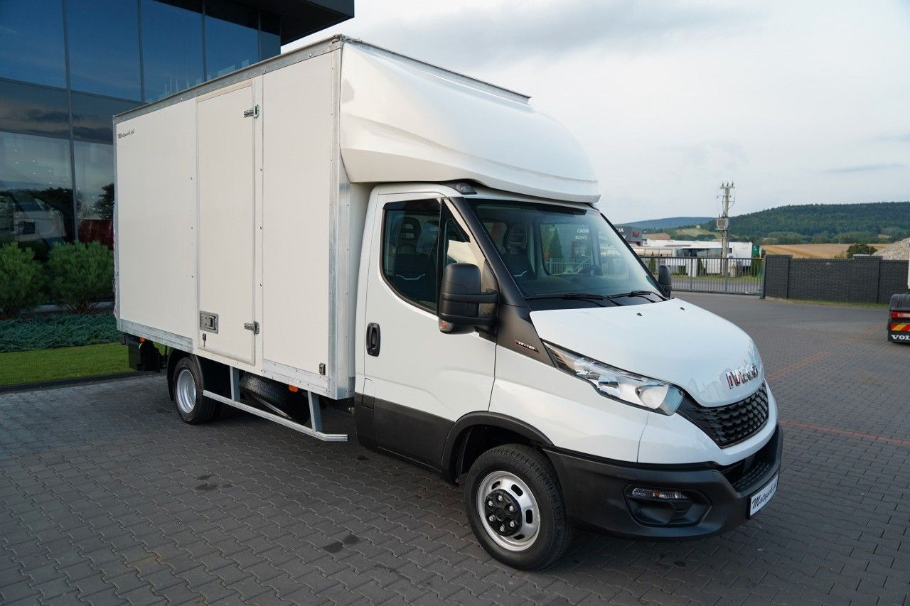 Iveco DAILY 35-160 / KONTENER / BLIŹNIAK / WINDA DHOLL - Furgonas šaldytuvas: foto 2 Iveco DAILY 35-160 / KONTENER / BLIŹNIAK / WINDA DHOLL - Furgonas šaldytuvas: foto 2