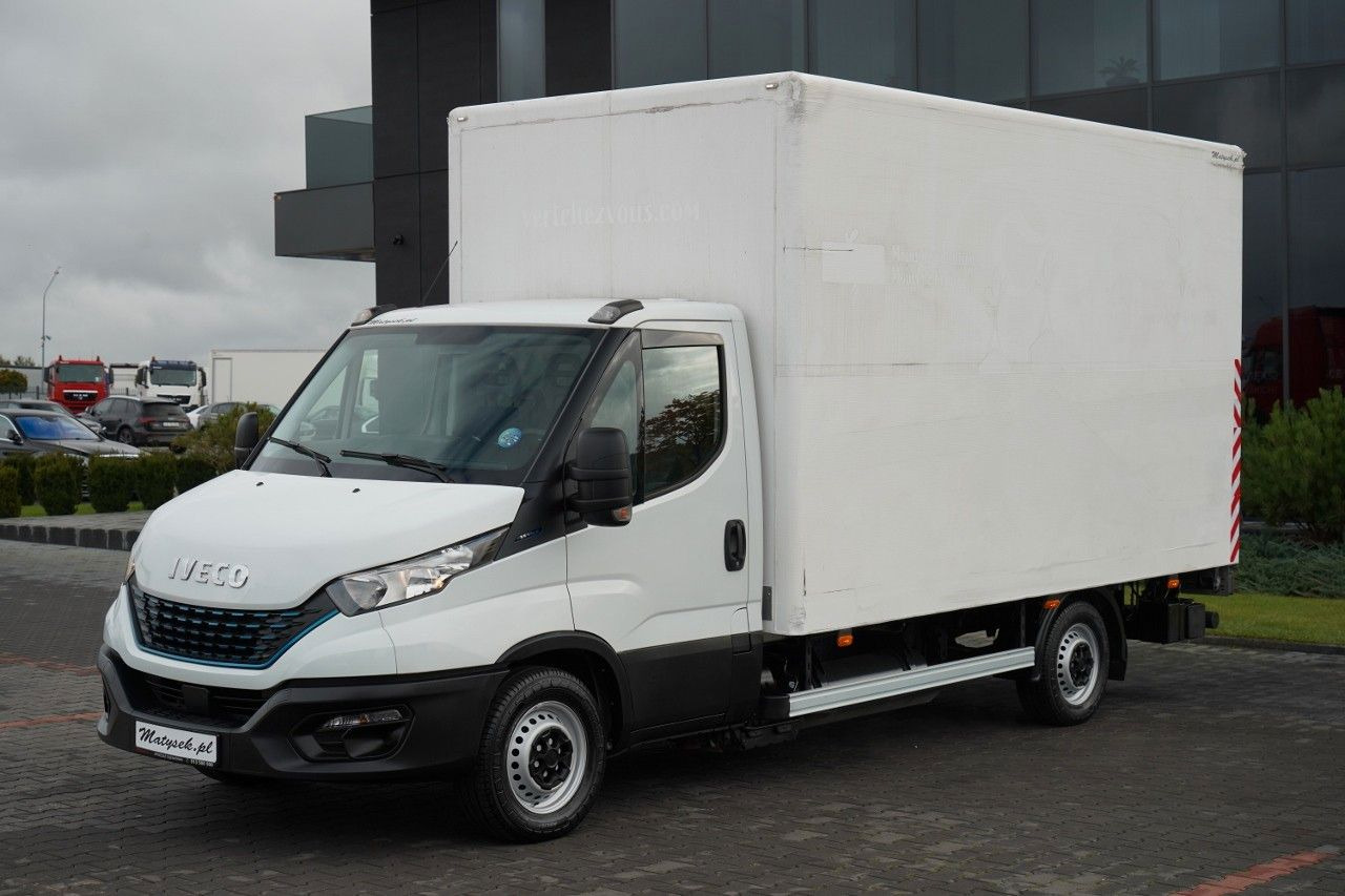 Iveco DAILY 35-NP / CNG / KONTENER / MANUAL / WINDA PA - Furgonas šaldytuvas: foto 4 Iveco DAILY 35-NP / CNG / KONTENER / MANUAL / WINDA PA - Furgonas šaldytuvas: foto 4