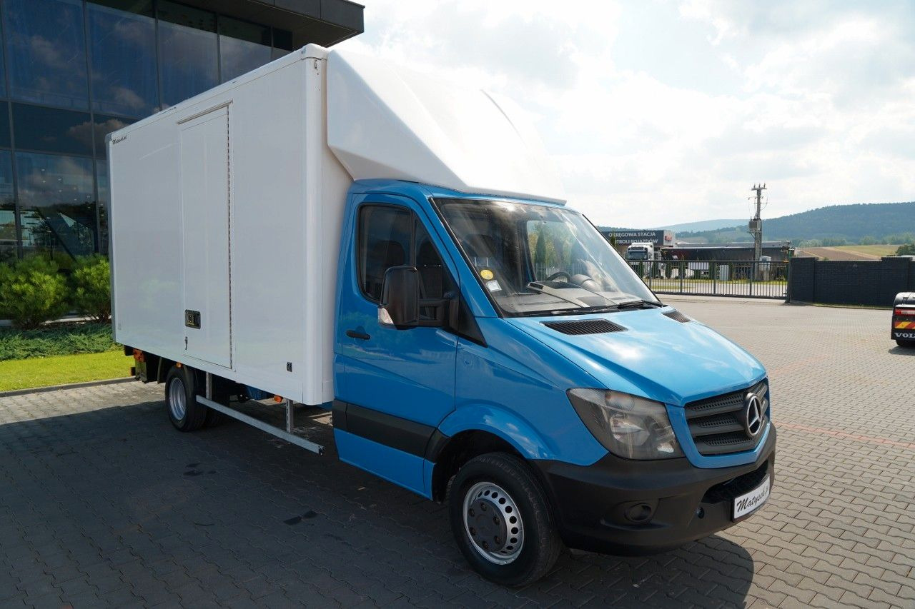 Iveco SPRINTER / KONTENER / BLIŹNIAK / WINDA DHOLLANDI - Furgonas šaldytuvas: foto 2 Iveco SPRINTER / KONTENER / BLIŹNIAK / WINDA DHOLLANDI - Furgonas šaldytuvas: foto 2