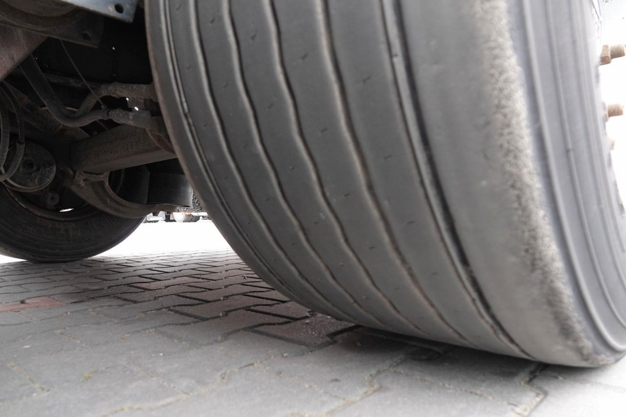 Tentinė puspriekabė Kässbohrer FIRANKA / MEGA / DACH PODNOSZONY / 2019: foto 17 Tentinė puspriekabė Kässbohrer FIRANKA / MEGA / DACH PODNOSZONY / 2019: foto 17