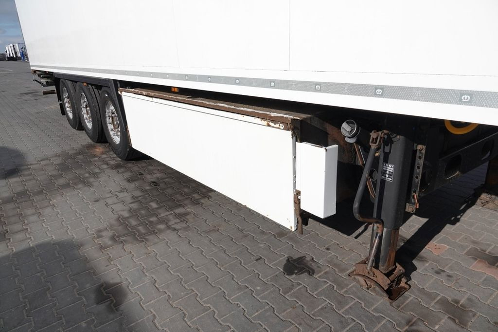 Krone CHŁODNIA / THERMO KING SLX 300 / DOPPELSTOCK - Refrižeratorius puspriekabė: foto 5 Krone CHŁODNIA / THERMO KING SLX 300 / DOPPELSTOCK - Refrižeratorius puspriekabė: foto 5