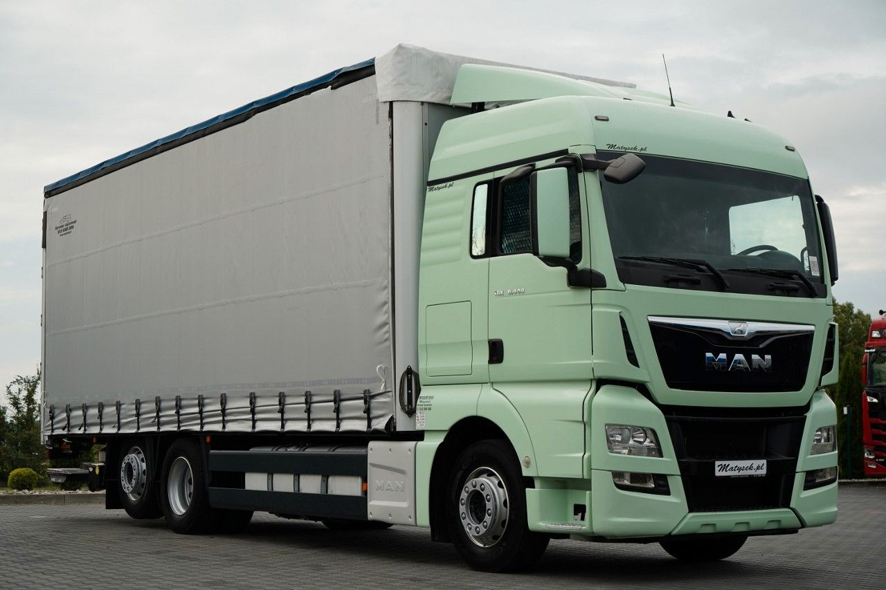 MAN TGX 26.440 / 6x2 / FIRANKA - 8,15 m / SOLÓWKA / MAN TGX 26.440 / 6x2 / FIRANKA - 8,15 m / SOLÓWKA / - Tentinis sunkvežimis: foto 1 MAN TGX 26.440 / 6x2 / FIRANKA - 8,15 m / SOLÓWKA / MAN TGX 26.440 / 6x2 / FIRANKA - 8,15 m / SOLÓWKA / - Tentinis sunkvežimis: foto 1